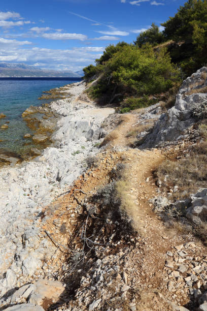 krajobrazy nad morzem w chorwacji - sea light water surface water form zdjęcia i obrazy z banku zdjęć