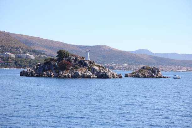 krajobrazy nad morzem w chorwacji - sea light water surface water form zdjęcia i obrazy z banku zdjęć