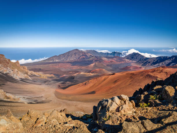 hawaje maui island haleakala wulkaniczny krajobraz usa - haleakala national park maui nature volcano zdjęcia i obrazy z banku zdjęć