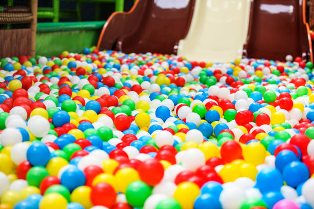 ball pool - ball pool imagens e fotografias de stock