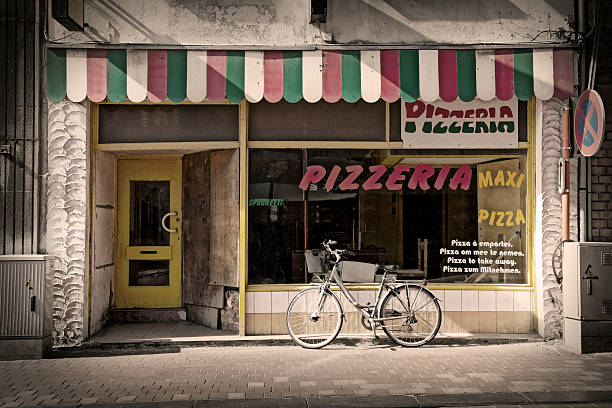 pizzaria - pizzeria imagens e fotografias de stock