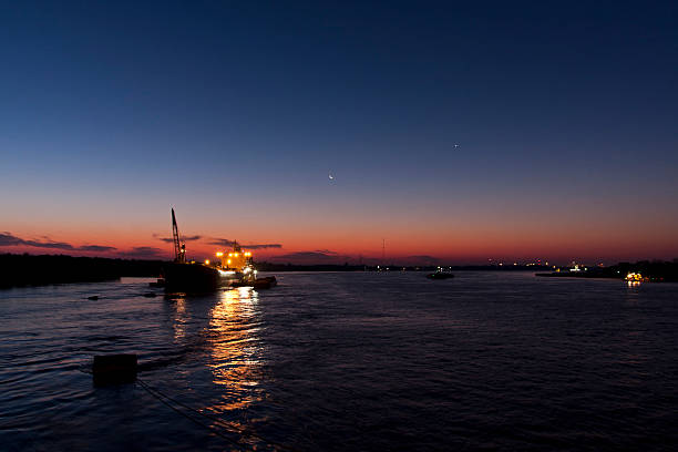 istock Cargo ship on the mississippi river 121694054