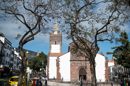 the Se Cathedral in the city centre of Funchal on the Island Madeira of Portugal.   Portugal, Madeira, April 2018