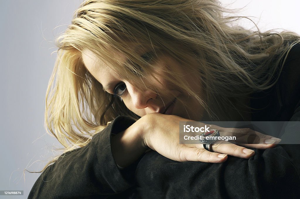 Beuatiful mujer joven - Foto de stock de Adulto libre de derechos