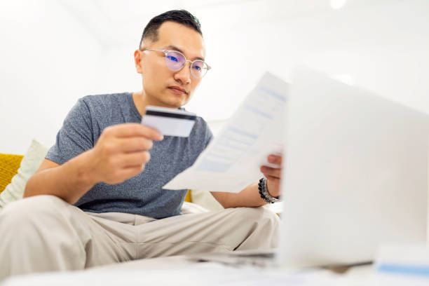 istock Stressful credit card loan 1217018742