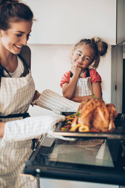 istock We're cooking the turkey together 1217023255