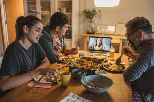 istock Family diner during isolation 1217042316