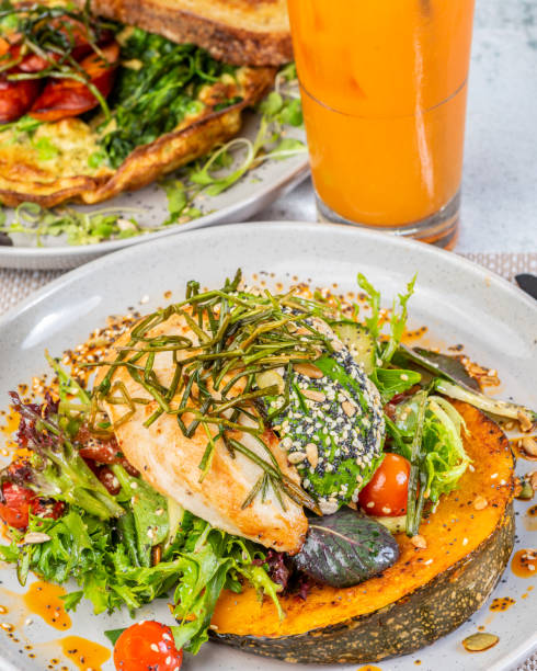istock Warm Chicken and Avocado 1217105150