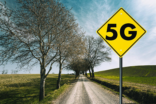 5g antenna road sign in the countryside