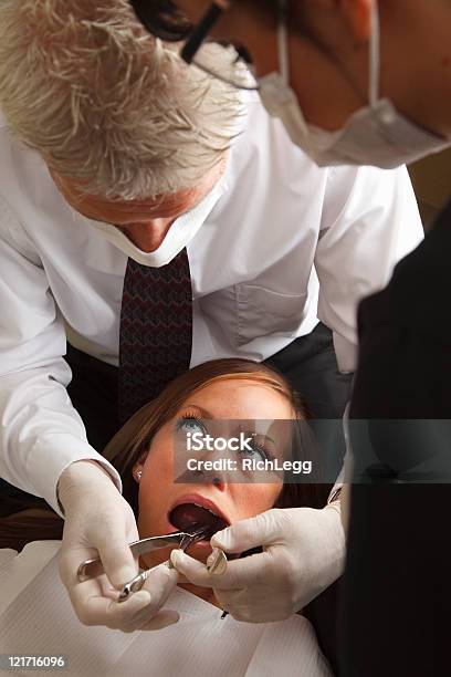 Dental Patienten Stockfoto und mehr Bilder von Entfernen - Entfernen, Allgemeinarztpraxis, Alter Erwachsener