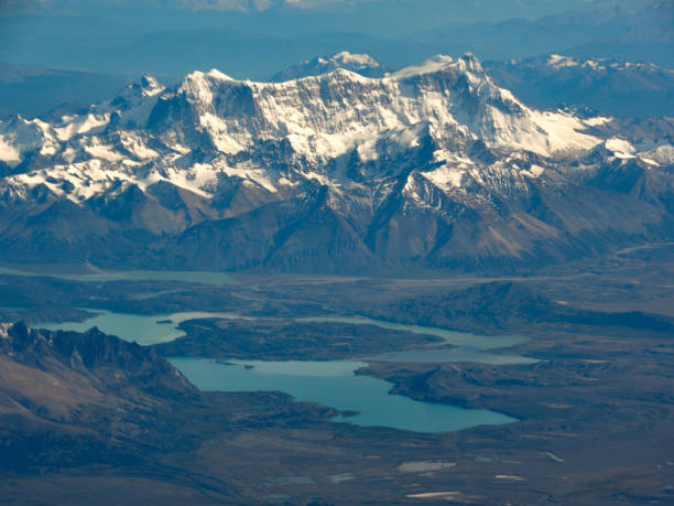 セロ・サン・ロレンツォ(パタゴニア)の空中写真 - argentine glaciers national park ストックフォトと画像