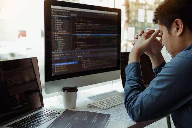 Programmers Headache 3,700+ Computer Programmers Tension Stock Photos, Pictures & Royalty ...
