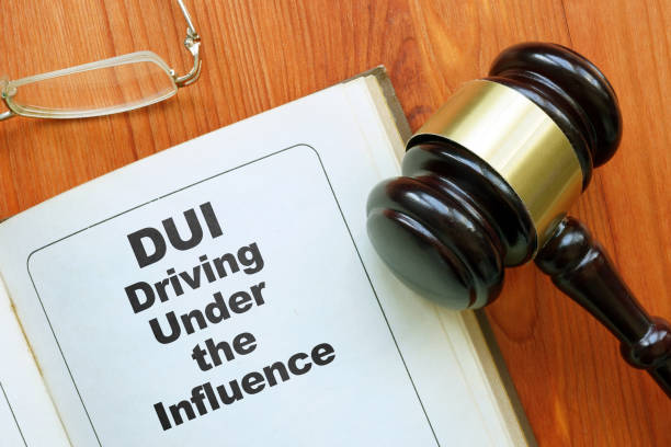Conceptual hand written text showing DUI driving under the influence Conceptual hand written text showing DUI driving under the influence driving under the influence stock pictures, royalty-free photos & images