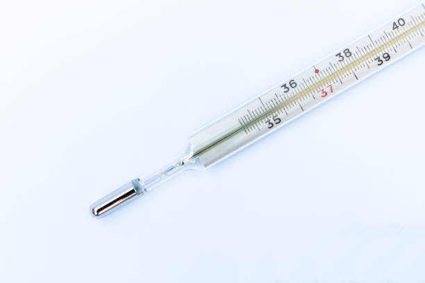 Thermometer on a white background, healthcare coronavirus, cancer, painand treatment, pharmaceutical medicine concept Thermometer on a white background, healthcare coronavirus, cancer, painand treatment, pharmaceutical medicine concept crista ampullaris photos stock pictures, royalty-free photos & images
