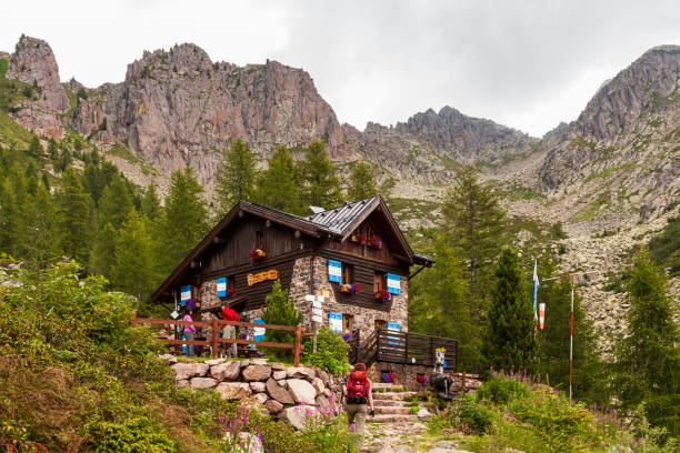 Hikers arrived at the Rifugio Sette Selle, an alpine hut in the heart of the wild Lagorai chain, located in Val dei Mocheni, above the town of Palù del Fersina.