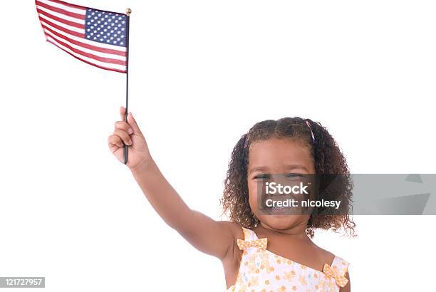 Dziewczyna Trzymać Amerykańska Flaga - zdjęcia stockowe i więcej obrazów 2-3 lata - 2-3 lata, 4 - 5 lat, 4-go lipca