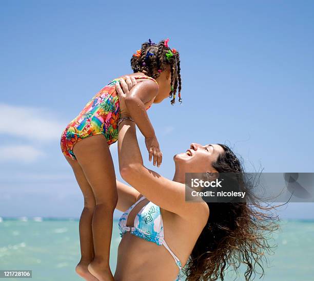 Mutter Und Tochter Stockfoto und mehr Bilder von Afrikanischer Abstammung - Afrikanischer Abstammung, Afro-amerikanischer Herkunft, Alleinerzieherin