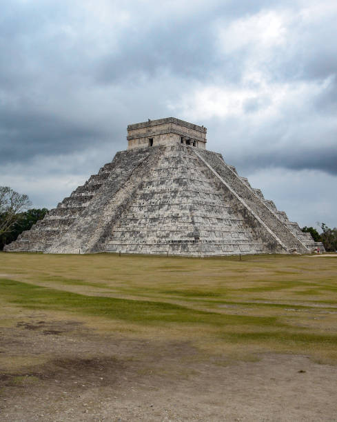 la ville maya de chichen itza, l’une des sept nouvelles merveilles du monde. yucatan state, mexique - new seven wonders of the world photos et images de collection