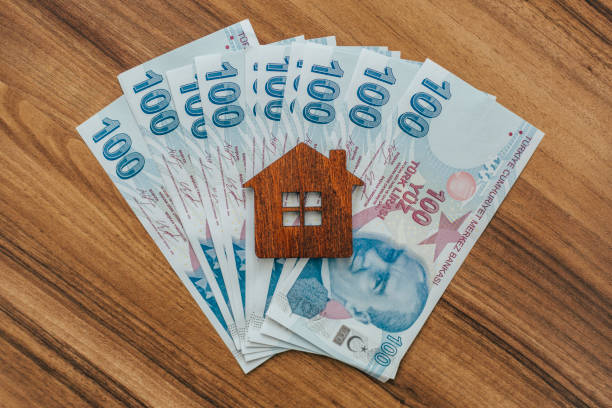 money for a house, turkish lira - money roll fotos imagens e fotografias de stock