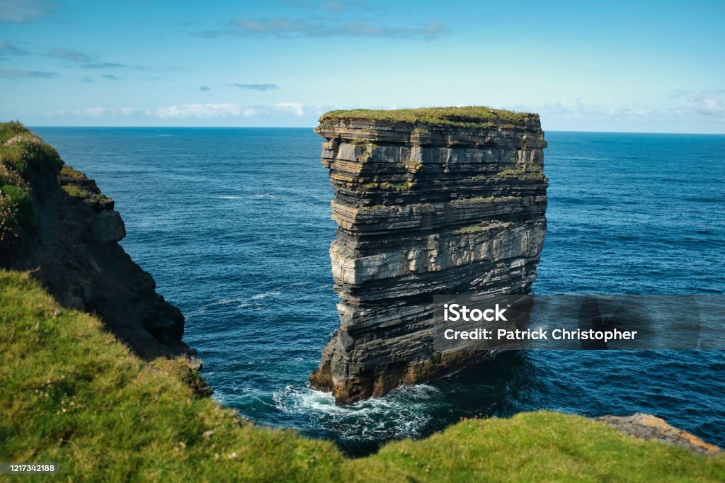Dun Briste Sea Stack Dun Briste is a seastack off Downpatrick Head on the north coast of Co. Mayo in Ireland. County Mayo Stock Photo