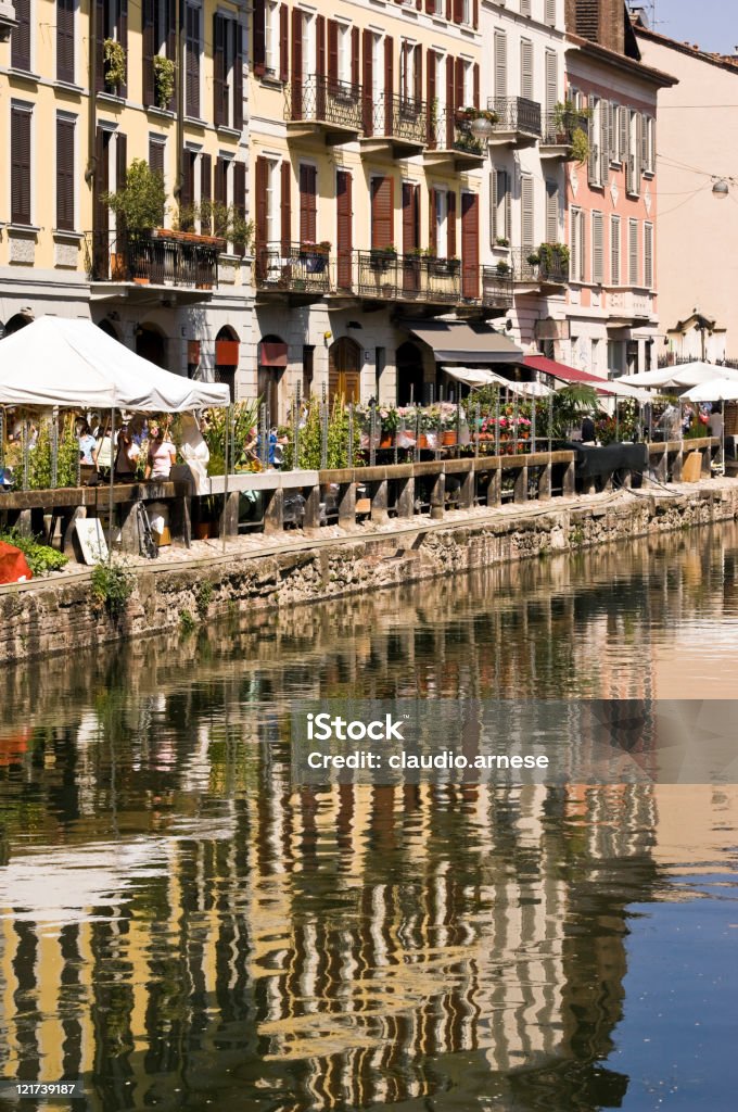 Цветочный рынок — Milano. Цветное изображение - Стоковые фото Милан роялти-фри