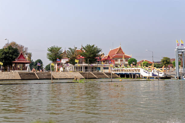 istock Temple along the Chao Phraya River 1217397221