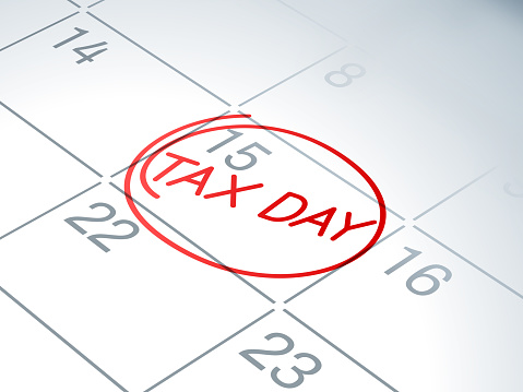Tax Day calendar written reminder.