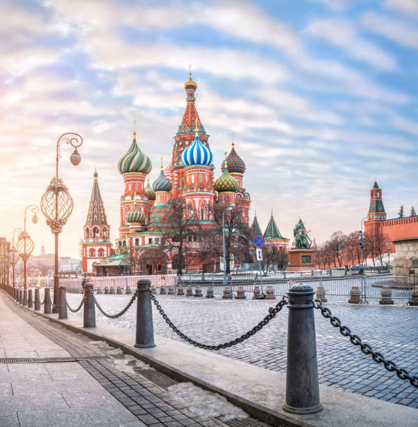 istock Chain fence and St. Basil's Cathedral 1217444797