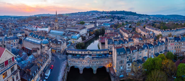 istock Evening view of Pulteney bridge in Bath, England 1217464952