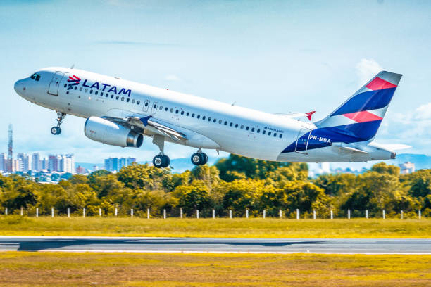 Commercial Aviation: Airbus A320, LATAM Airlines - Cuiabá International Airport - Várzea Grande, Mato Grosso, Brazil Cuiaba, Mato Grosso - Brazil, January 13, 2020: The Airbus A320 (registration: pr-mba) of the airline Latam Airlines taxi in Marechal Rondom, Varzea Grande - Cuiaba International Airport (Icao: sbcy / Iata: cgb), Mato Grosso, Brazil. cuiabá photos stock pictures, royalty-free photos & images