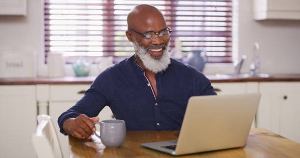 istock Just a little connectivity to go with his coffee 1217597454