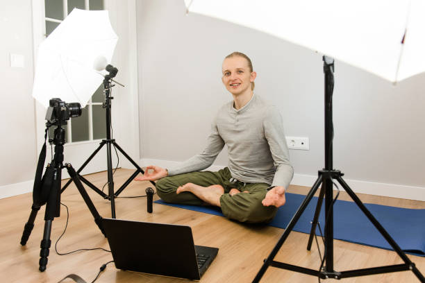 istock Online sport practice, webinar, wloger streaming, teaching from home 1217612896
