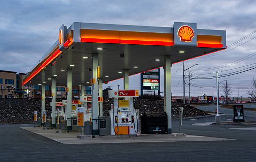 Bedford, Canada - April 5, 2020 - An empty Shell gas station located in the Bedford Commons shopping park.