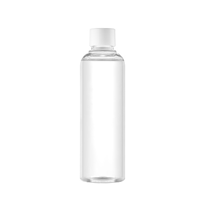 Botella de agua transparente aislada sobre un fondo blanco photo