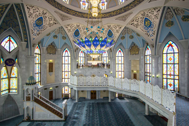 カザンのクルシャリフモスクの内部 - tatar ストックフォトと画像