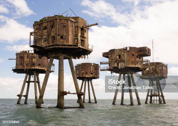 Redsands Fort Stock Photo - Download Image Now - Maunsell Forts, Abandoned, Rusty