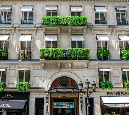 In August 2016, rich tourists were staying in the Palace Park Hyatt Vendome in Paris