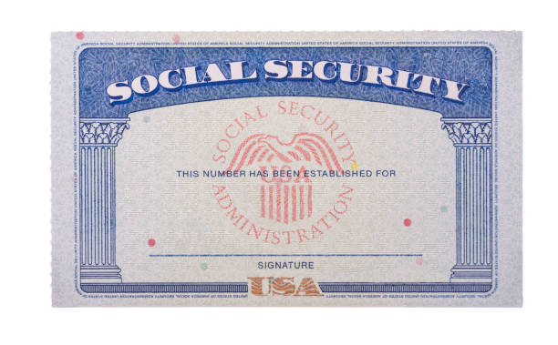 흰색 배경에 대해 고립 된 빈 미국 사회 보장 카드 - social security 뉴스 사진 이미지