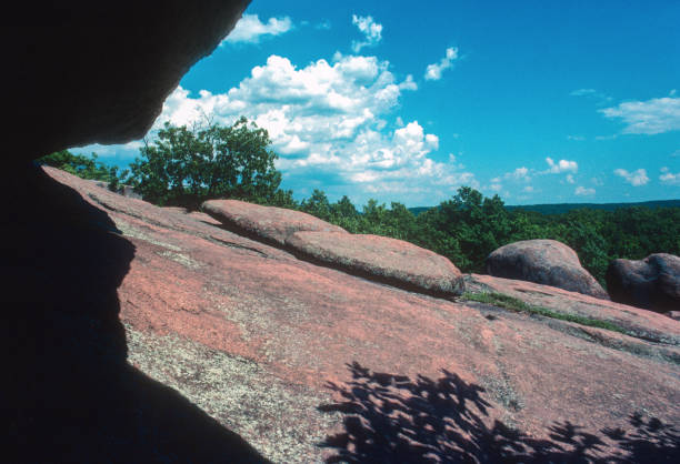 istock Elephant Rocks State Park - Slanting Landscape - 1988 1217917625