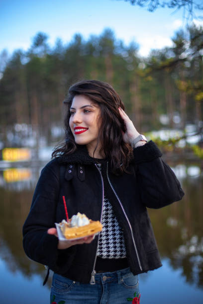 istock Girls Eating Waffles Lifestyle 1217924143