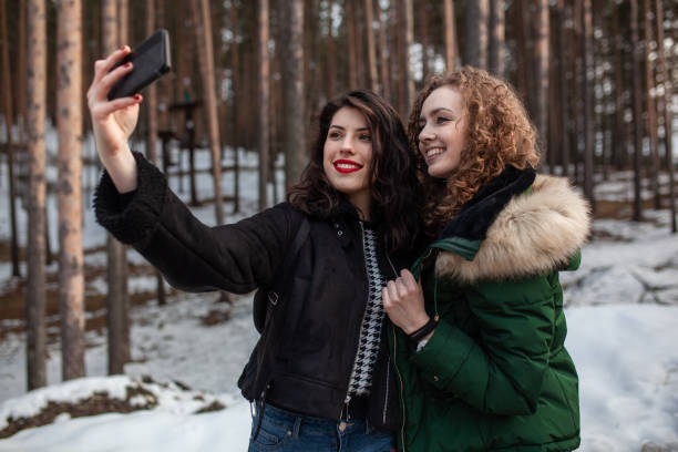 istock Girls taking selfie / Lifestyle 1217925515