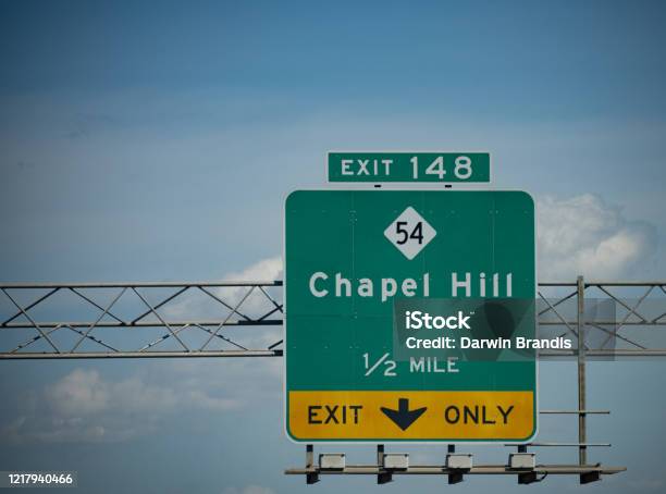 Chapel Hill Nc Highway Sign Stock Photo - Download Image Now - Chapel Hill, North Carolina - US State, University of North Carolina at Chapel Hill