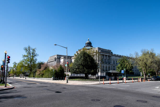 istock Empty streets by the Library of Congress 1218007847