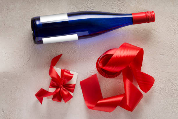 istock happy birthday, pull bows, gift bags, romantic dinner, alcohol, party favors, gift boxes 1218030021
