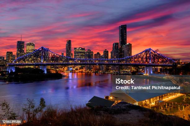 Brisbanes Story Bridge At Twilight Stock Photo - Download Image Now - Brisbane, City, Night