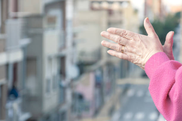 istock Daily applause from the balconies 1218077117