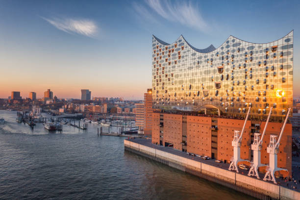 Elbe Philharmonic Hamburg, Germany – November 17, 2018: The Elbe Philharmonic is a concert hall in the Hafencity quarter and a new landmark in Hamburg jetty aerial stock pictures, royalty-free photos & images