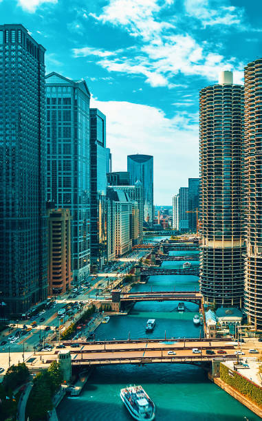 istock Chicago River with boats and traffic 1218110841