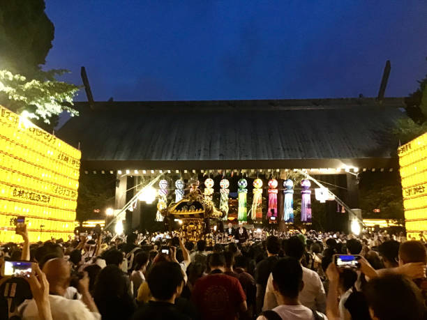 야스쿠니 신사의 미타마 축제 - mitoma 뉴스 사진 이미지