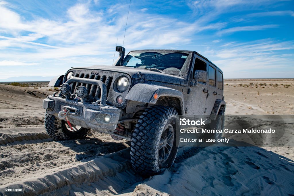 Jeep Wrangler Photography On A Desert Landscape Stock Photo - Download  Image Now - Jeep Wrangler, 4x4, Backgrounds - iStock